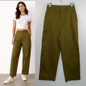 GAP Women’s Barrel Khaki High Rise Twill Pant size 2